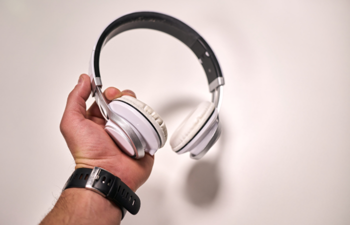 How to pair bose headphones